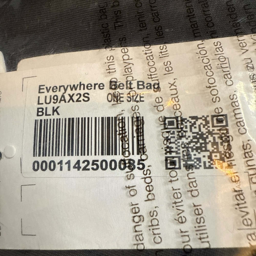 LULULEMON Everywhere Belt Bag Black One Size LU9AX2S Womens  *NEW* - Picture 2 of 3